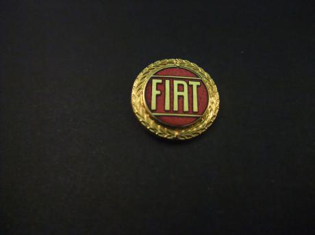 Fiat logo rood met goudkleurige rand